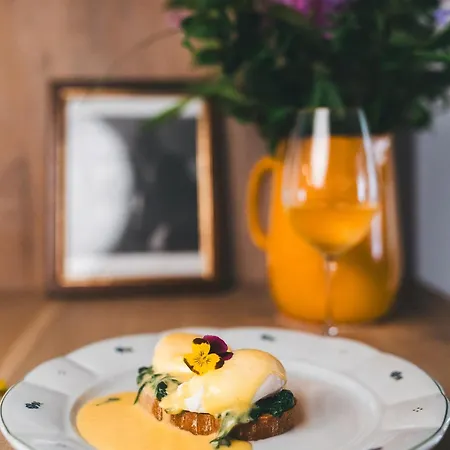 Bed & Breakfast Monastery Garden Bistro & 4*