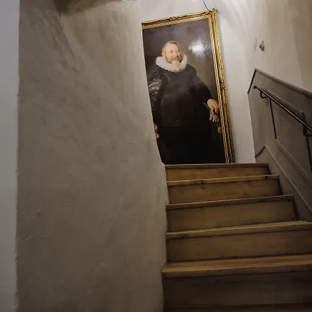 Monastery Garden Bistro & 4*