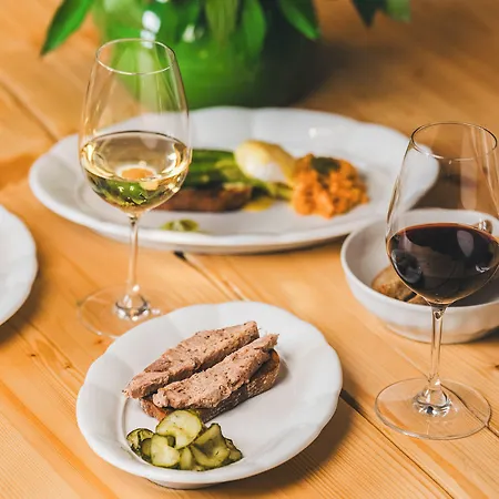 Monastery Garden Bistro & Nocleg ze śniadaniem Czeski Krumlow