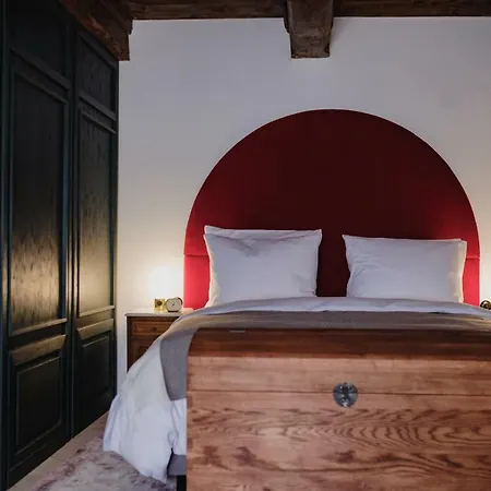 Monastery Garden Bistro & Bed and Breakfast