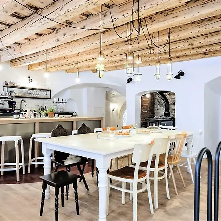 Monastery Garden Bistro & Bed & Breakfast