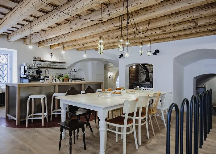 Monastery Garden Bistro & 4*